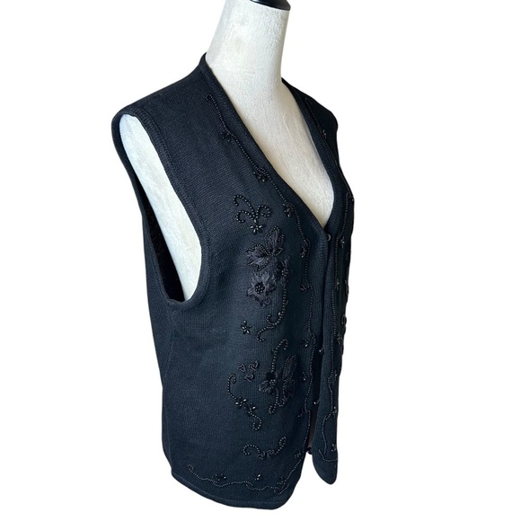 Requirements Black Beaded Floral Embroidered Knit Vest XL | Y2K Goth Grannycore - Picture 2 of 9